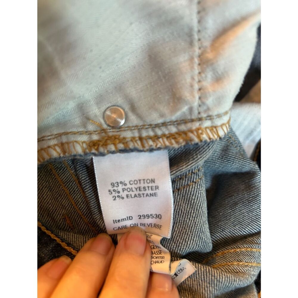L.L. Bean Mid-Rise Dark Wash Straight-Leg Jeans Sz 2P. EUC - Picture 6 of 9
